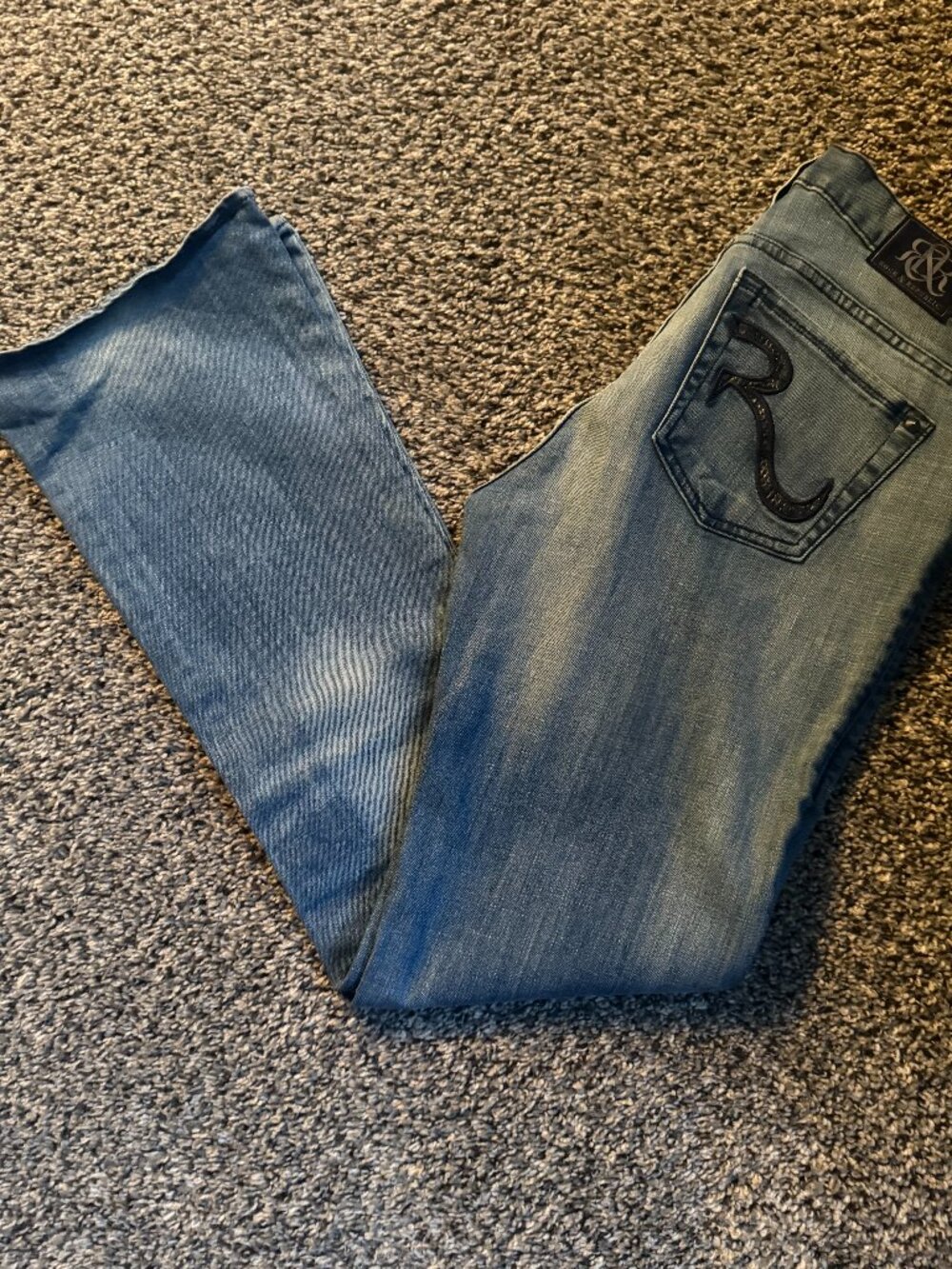 ROCK & REPUBLIC KASANDRA STUDDED JEANS - Picture 4 of 8